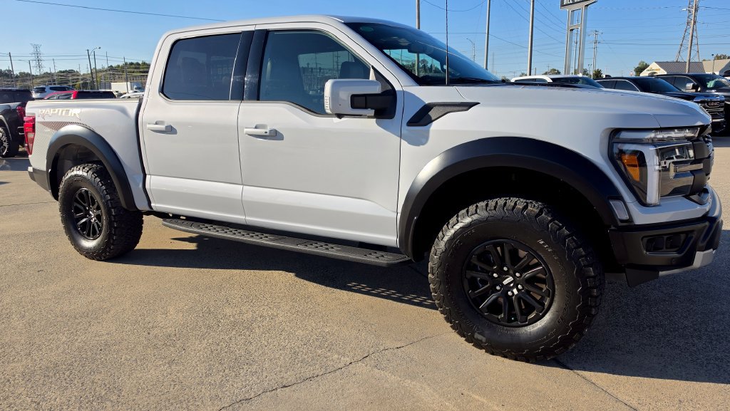 Used 2025 Ford F150 Raptor AWD/4WD image 1