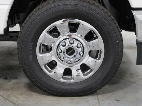 New 2026 Ford F250 King Ranch w/ Chrome Package AWD/4WD image 15