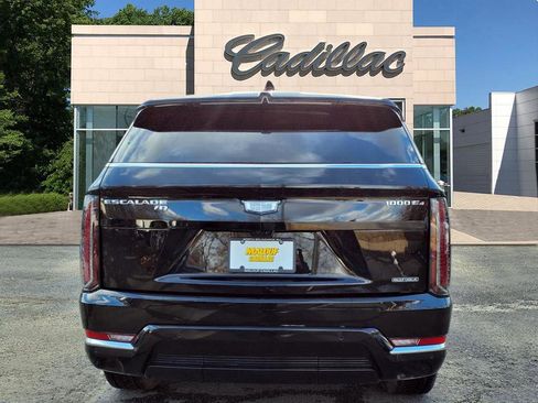 New 2025 Cadillac Escalade IQ Luxury 2 image 4