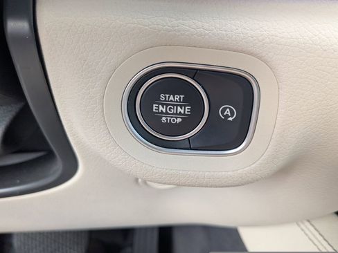 Used 2020 Mercedes-Benz GLE 350 4MATIC image 17