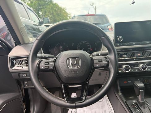 Used 2023 Honda Civic EX image 19