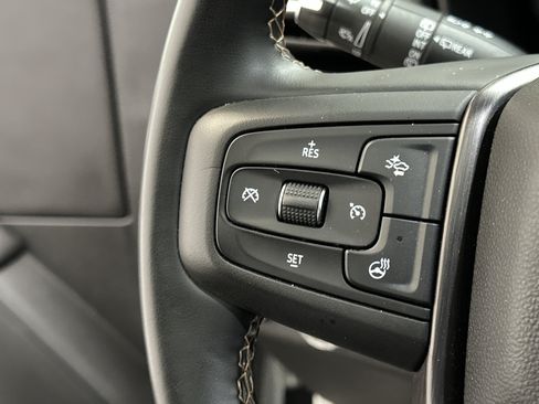 Used 2023 GMC Yukon AT4 w/ AT4 Premium Plus Package AWD/4WD image 33