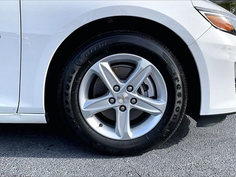 Certified 2024 Chevrolet Malibu LS image 7