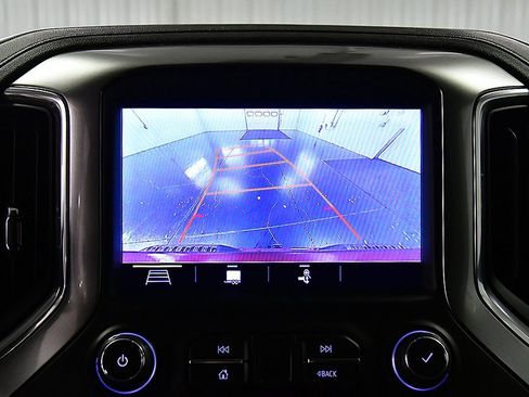 Used 2019 Chevrolet Silverado 1500 RST image 25