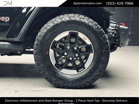 Used 2018 Jeep Wrangler Unlimited Rubicon AWD/4WD image 45