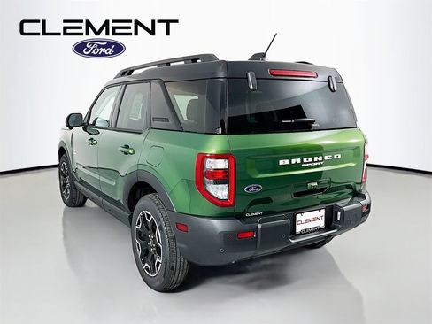 New 2025 Ford Bronco Sport Outer Banks w/ Outer Banks Tech Package+ AWD/4WD image 8
