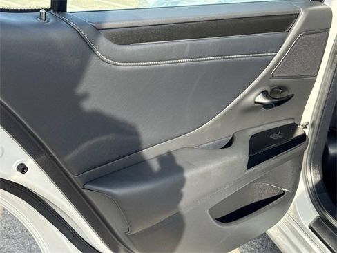 Certified 2025 Lexus ES 350 w/ Premium Package image 12