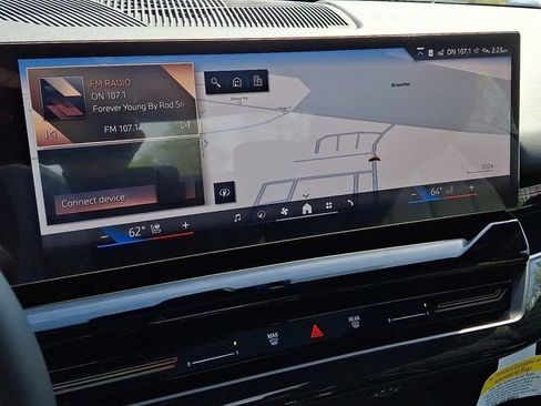 New 2026 BMW 530i xDrive w/ Premium Package AWD/4WD image 15
