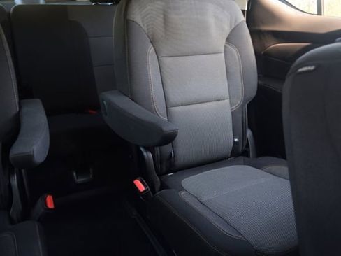 Used 2019 Chevrolet Traverse LT AWD/4WD image 19