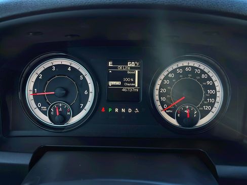 Used 2024 RAM 1500 Classic Warlock AWD/4WD image 13