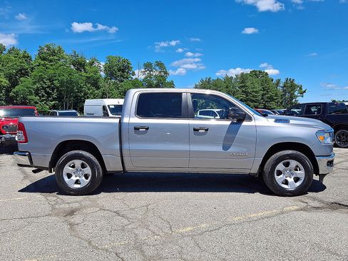 Certified 2023 RAM 1500 Big Horn AWD/4WD image 9