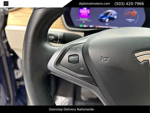 Used 2018 Tesla Model X 100D image 31