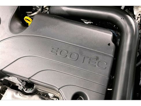 Used 2024 Chevrolet Equinox LT w/ LPO, Floor Liner Package AWD/4WD image 31