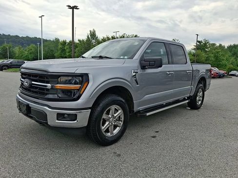 Used 2025 Ford F150 XLT w/ Equipment Group 301A Standard AWD/4WD image 3