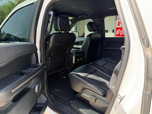 Used 2019 Ford Expedition Max XLT AWD/4WD image 14