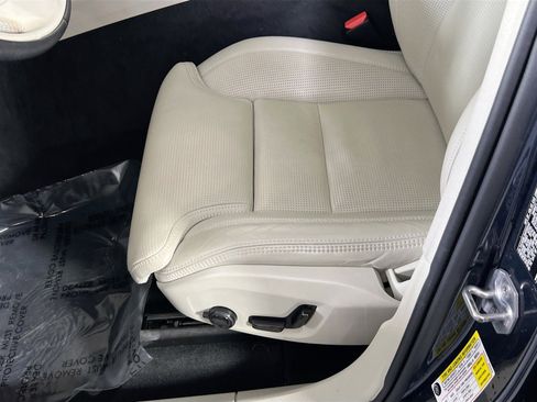 Used 2021 Volvo XC60 T5 Inscription image 19