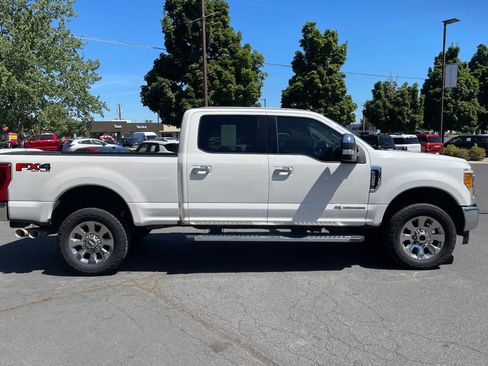 Used 2017 Ford F250 Lariat w/ Chrome Package AWD/4WD image 6