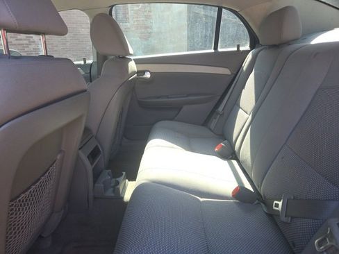 Used 2010 Chevrolet Malibu LS image 13