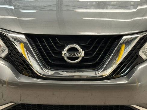 Used 2016 Nissan Murano SV FWD image 5