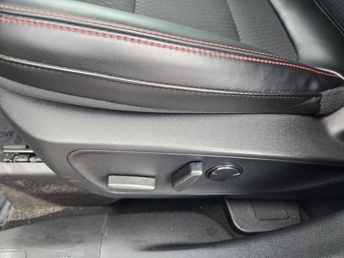 Certified 2025 Ford Escape ST-Line image 13