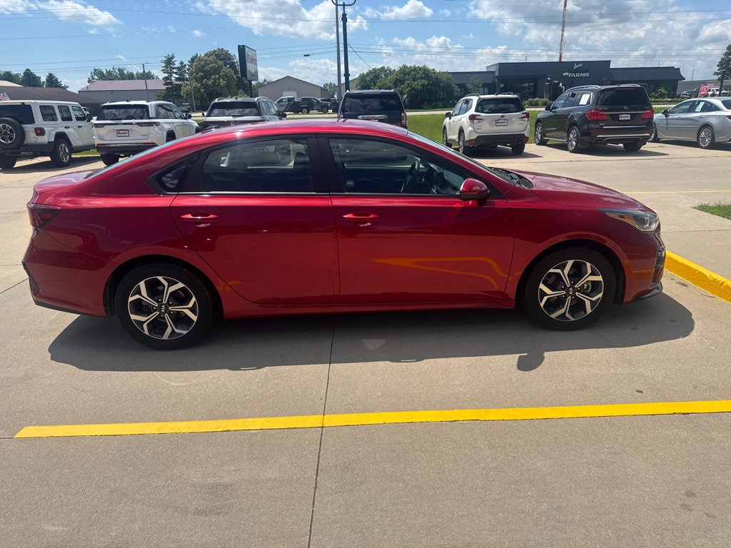 Used 2019 Kia Forte LXS FWD image 2