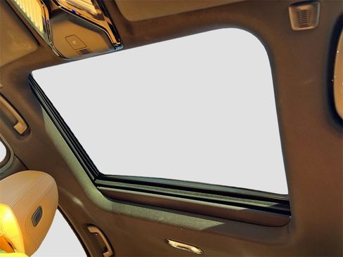 Used 2022 BMW M340i w/ Driving Assistance Package image 23