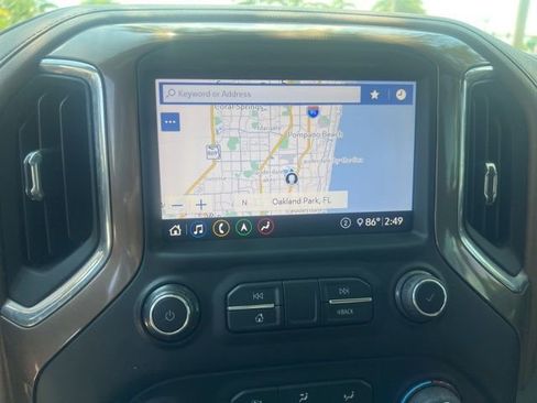 Used 2020 Chevrolet Silverado 1500 High Country AWD/4WD image 4