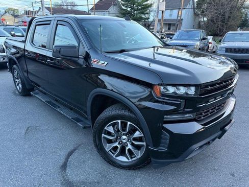 Used 2019 Chevrolet Silverado 1500 RST image 3