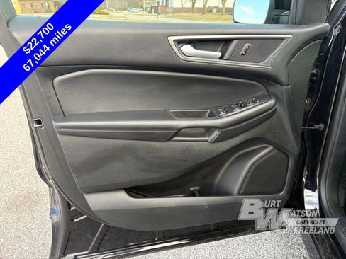 Used 2024 Ford Edge SEL image 11