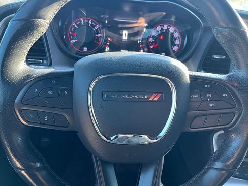 Used 2020 Dodge Challenger SXT w/ Plus Package image 7