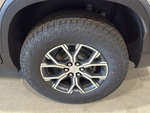 New 2026 GMC Acadia AT4 w/ Luxury Package image 10