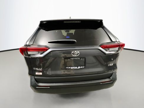 Used 2025 Toyota RAV4 XLE w/ Convenience Package FWD image 6