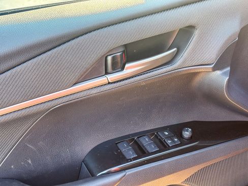 New 2026 Toyota Camry Hybrid FWD image 22