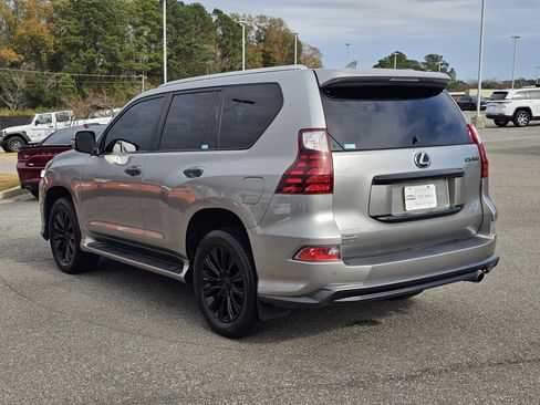 Used 2022 Lexus GX 460 Luxury image 12