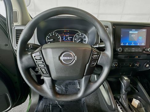 Used 2023 Nissan Frontier SV w/ Tow Package RWD image 15