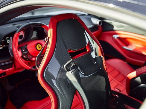 Used 2021 Ferrari F8 Tributo image 41