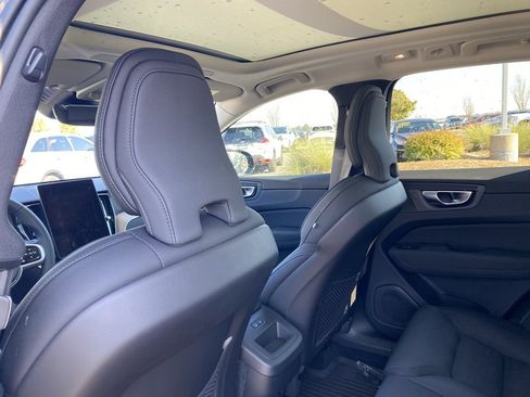 Used 2026 Volvo XC60 B5 Core w/ Protection Package Premier image 27