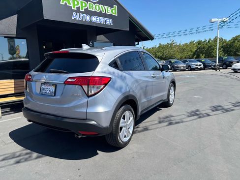 Used 2019 Honda HR-V EX image 6