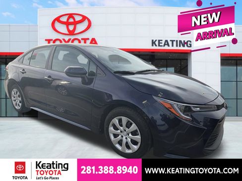 Used 2025 Toyota Corolla LE FWD image 1