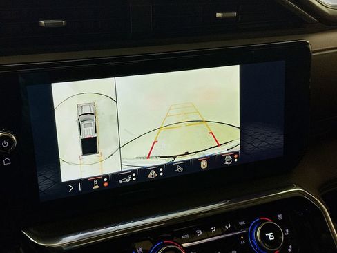 Used 2024 GMC Sierra 1500 Denali w/ Denali Reserve Package image 15