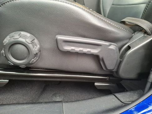 Used 2020 Jeep Wrangler Unlimited Sahara image 12