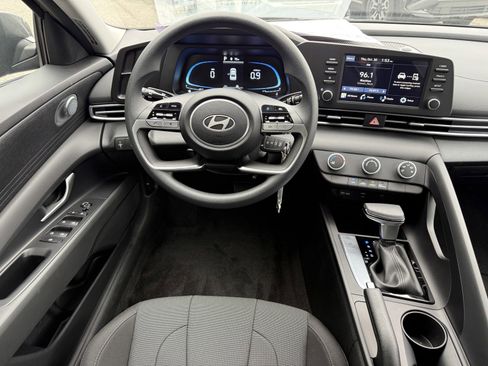 New 2026 Hyundai Elantra SE w/ Cargo Package image 14