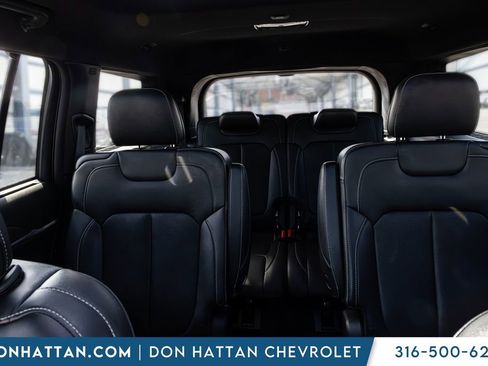 Used 2024 Jeep Grand Cherokee L Limited w/ Luxury Tech Group II image 14