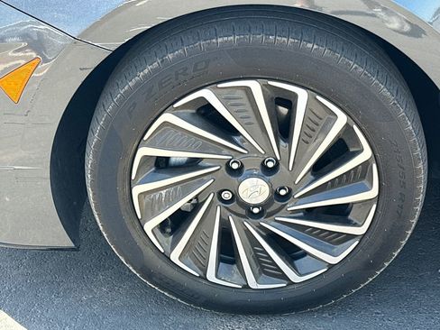 Used 2022 Hyundai Sonata SEL image 11