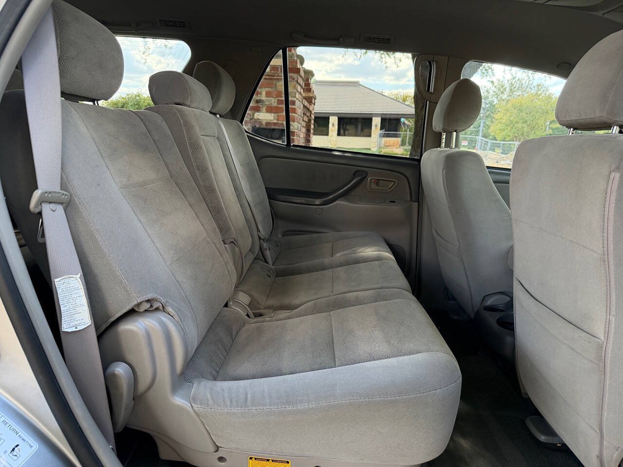 Used 2005 Toyota Sequoia SR5 w/ Towing Pkg RWD image 19