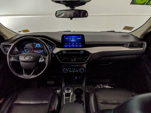 Used 2020 Ford Escape SEL image 7