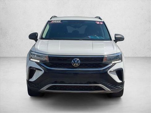 Used 2023 Volkswagen Taos S FWD image 2