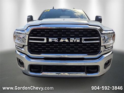 Used 2024 RAM 2500 Big Horn image 9