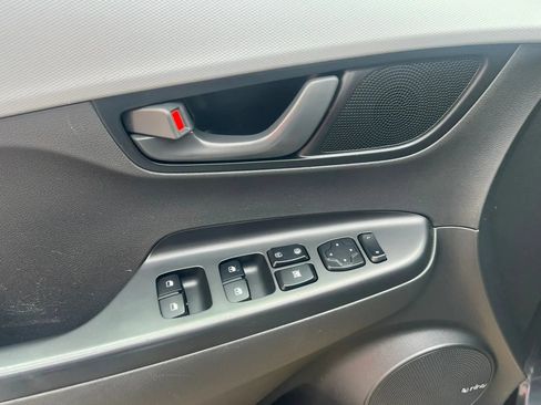 Used 2021 Hyundai Kona SEL Plus FWD image 13