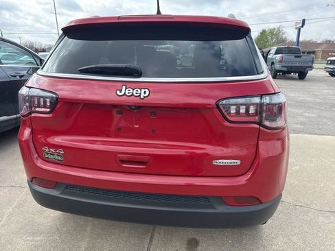 Used 2021 Jeep Compass Latitude image 8